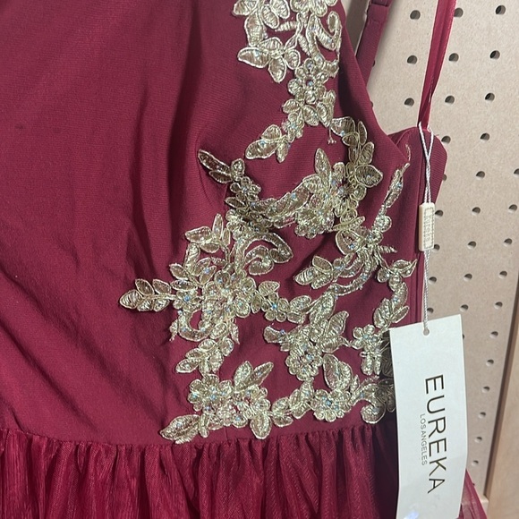 NWT Eureka large burgundy gown dress - Picture 6 of 11